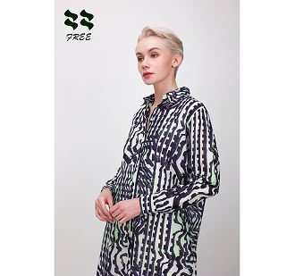 Center front and sleeve cuff with buttons(001)